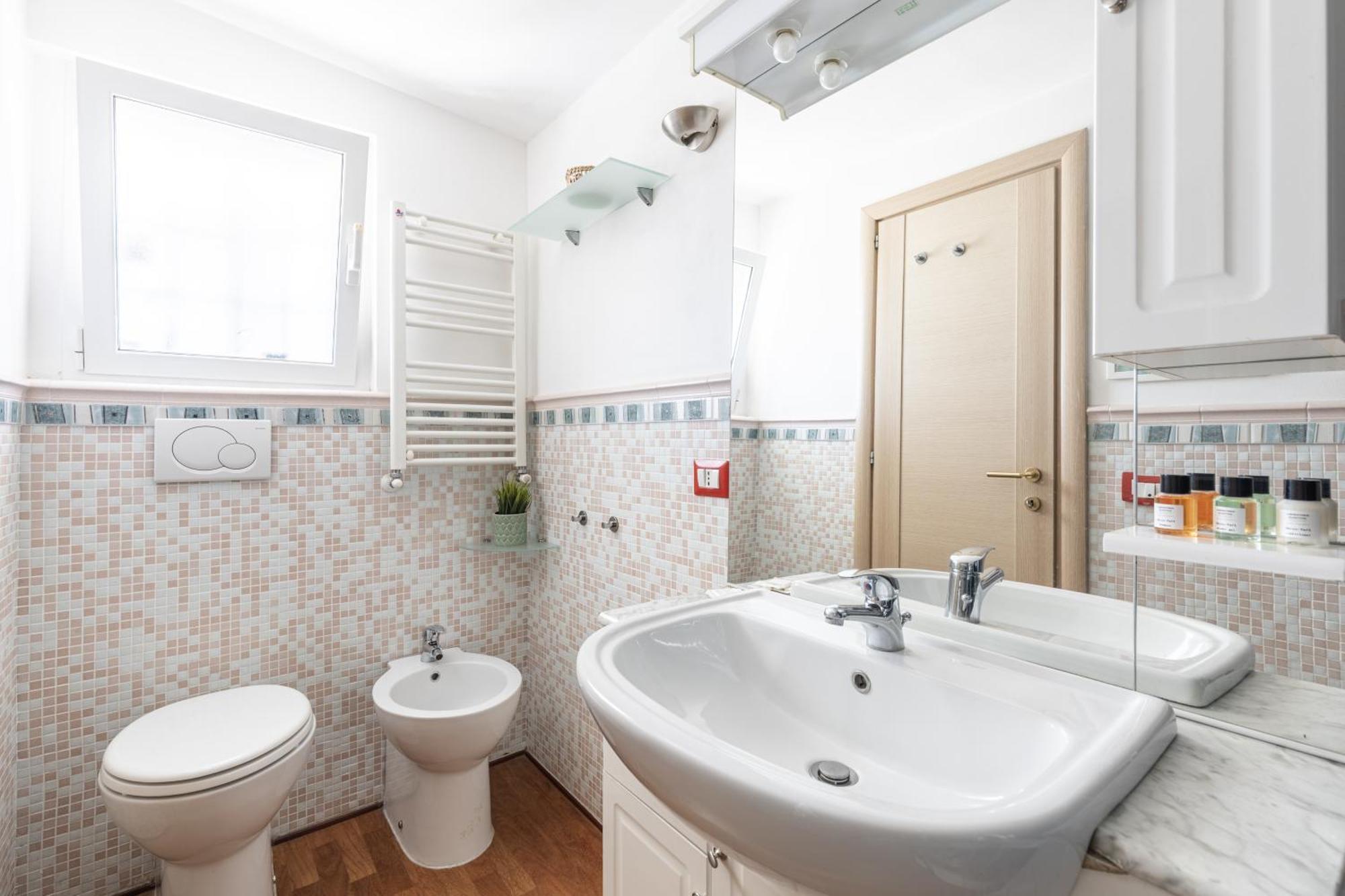 Hostly-salotti Terrace Suite-20min To Vatican Appartamento Roma