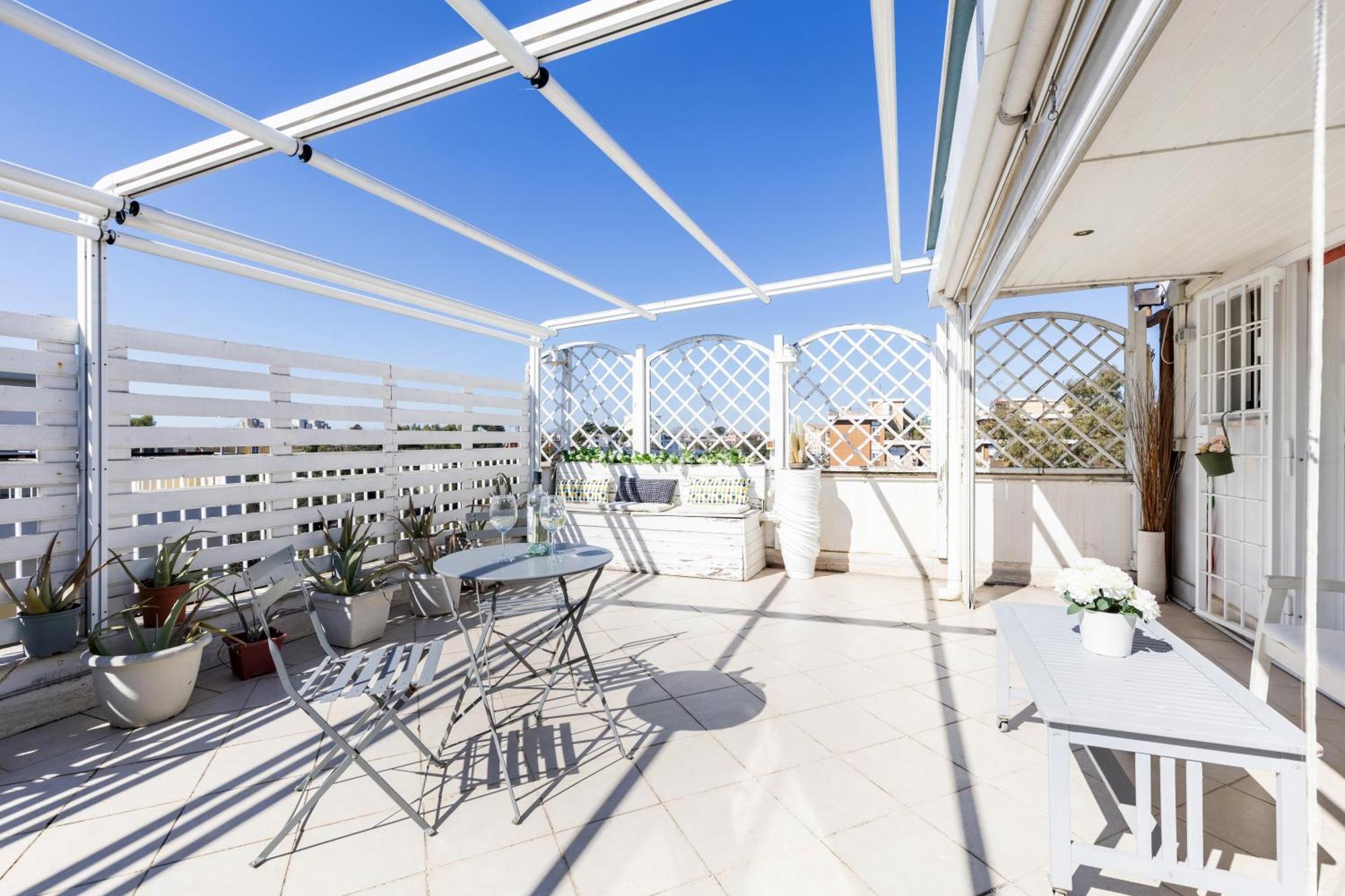Hostly-salotti Terrace Suite-20min To Vatican Apartamento